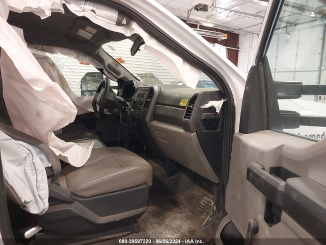 Ford F-250 Xl 2019 1FDBF2A69KEG59704 Image 5
