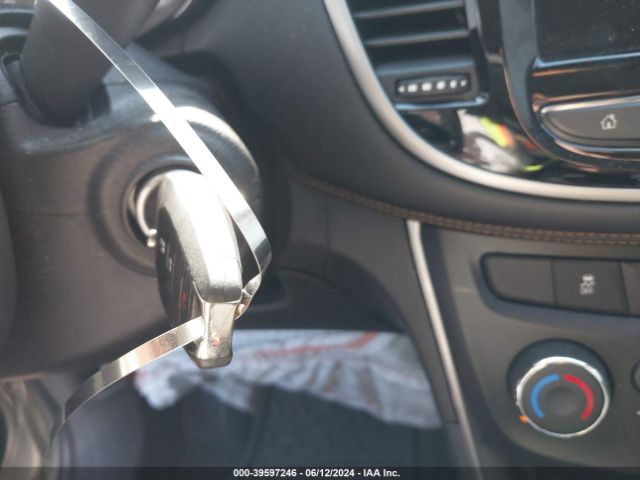 3GNCJKSB6KL391723 Chevrolet TRAX LS
