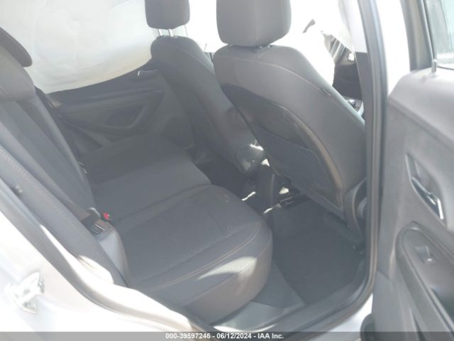 3GNCJKSB6KL391723 Chevrolet TRAX LS