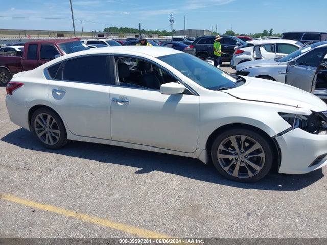 Nissan Altima 2.5 Sr 2018 1N4AL3AP1JC179597 Image 13