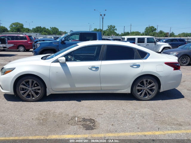 Nissan Altima 2.5 Sr 2018 1N4AL3AP1JC179597 Image 14
