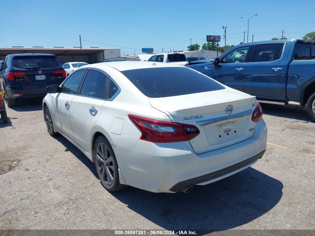 Nissan Altima 2.5 Sr 2018 1N4AL3AP1JC179597 Image 3