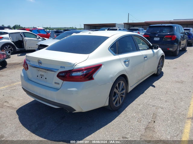 Nissan Altima 2.5 Sr 2018 1N4AL3AP1JC179597 Image 4