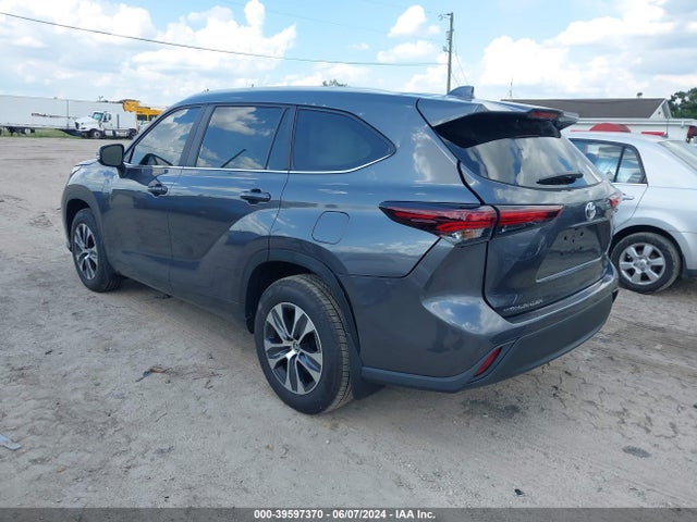 Toyota Highlander Xle 2024 5TDKDRAH7RS052872 Image 3