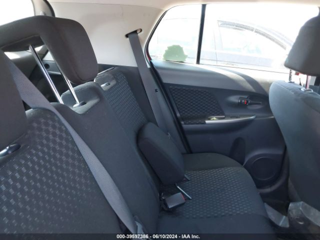 JTKKUPB49E1045695 Scion XD