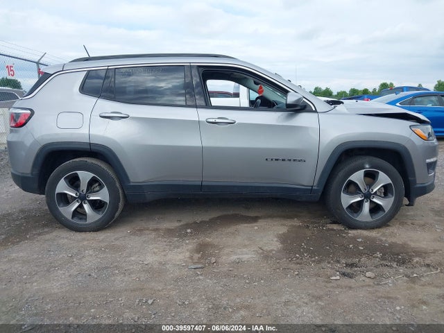 3C4NJDBB2LT117465 Jeep Compass Latitude 4x4