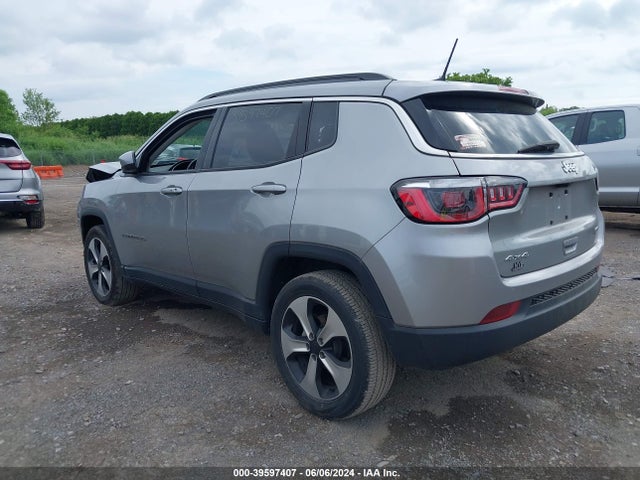 3C4NJDBB2LT117465 Jeep Compass Latitude 4x4