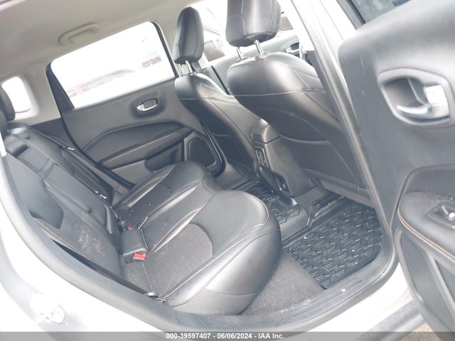 3C4NJDBB2LT117465 Jeep Compass Latitude 4x4