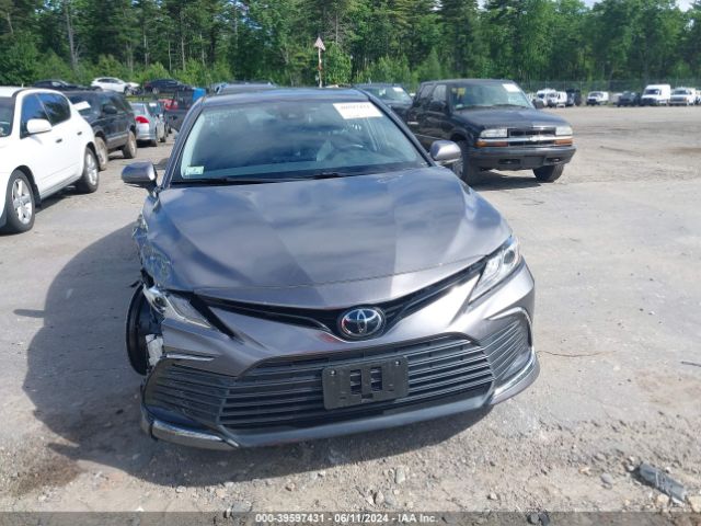 4T1F11AK6MU540105 Toyota CAMRY XLE
