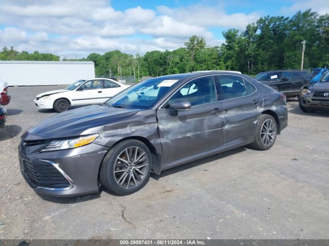 4T1F11AK6MU540105 Toyota CAMRY XLE