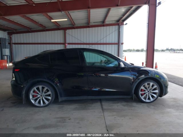 7SAYGDEF8NF553851 Tesla Model Y Performance Dual Motor All-wheel Drive