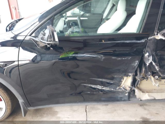 7SAYGDEF8NF553851 Tesla Model Y Performance Dual Motor All-wheel Drive