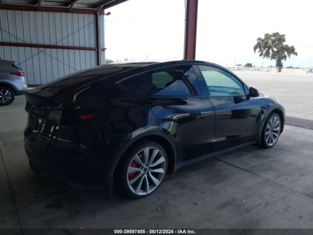 7SAYGDEF8NF553851 Tesla Model Y Performance Dual Motor All-wheel Drive