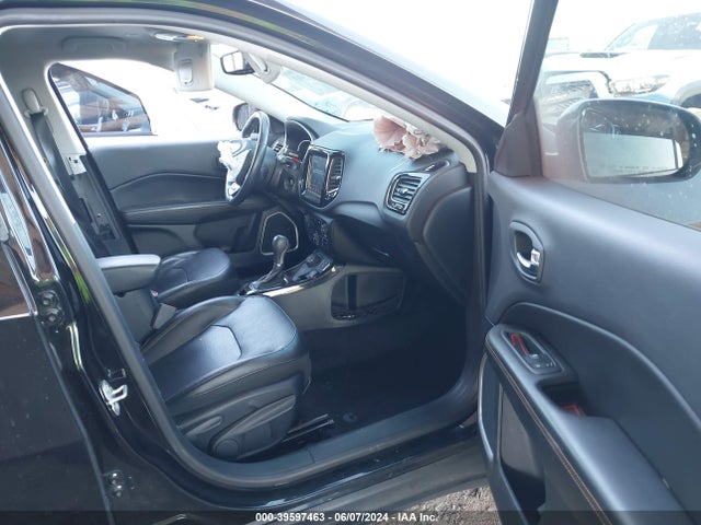 3C4NJDCB5JT246344 Jeep Compass Limited 4x4