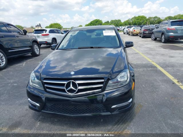 WDDGF4HB1EA965368 Mercedes-Benz C 250 Luxury/sport