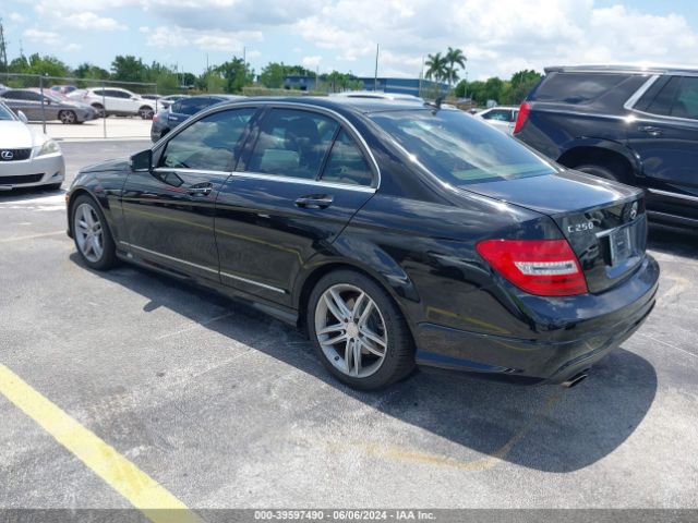 WDDGF4HB1EA965368 Mercedes-Benz C 250 Luxury/sport