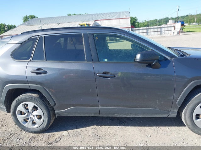 Toyota RAV4 LE 2019 JTMH1RFV1KD032331 Image 13