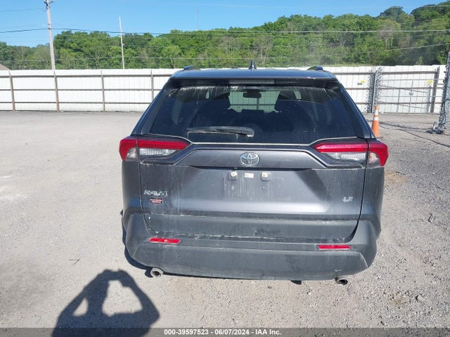 Toyota RAV4 LE 2019 JTMH1RFV1KD032331 Image 16