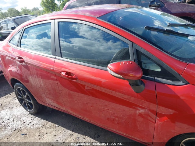 Ford FIESTA SE 2019 3FADP4BJ8KM147425 Image 13