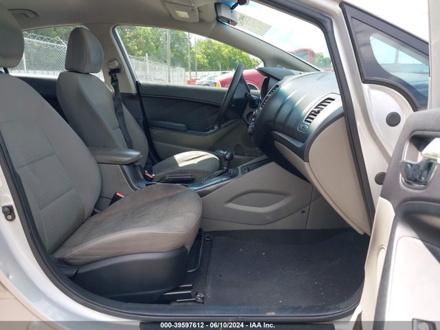 KIA FORTE LX 2015 KNAFX4A65F5418112 Image 5