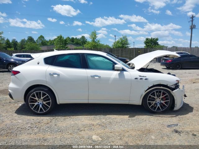 ZN661YUM3NX400439 Maserati Levante Modena