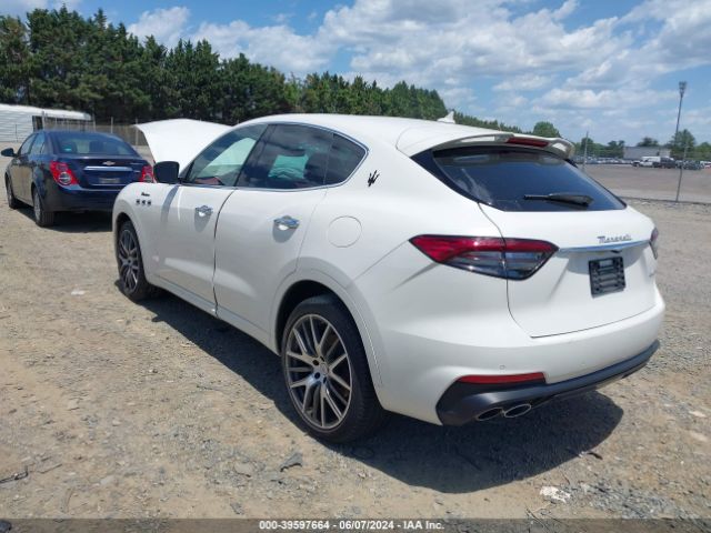 ZN661YUM3NX400439 Maserati Levante Modena