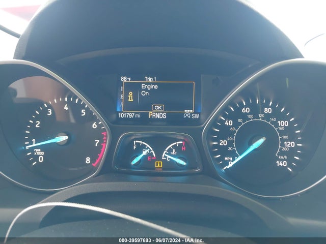 Ford ESCAPE SE 2017 1FMCU0GD3HUF02351 Image 7