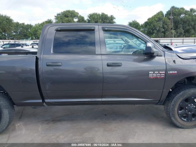 3C6UR5CJ7HG578765 RAM 2500 Tradesman  4x4 6'4 Box