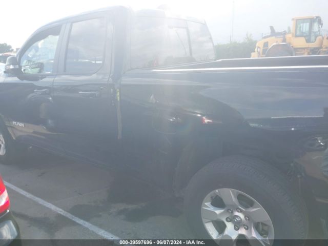 1C6RRFBG0NN279641 RAM 1500 Big Horn Quad Cab 4x4 6'4 Box