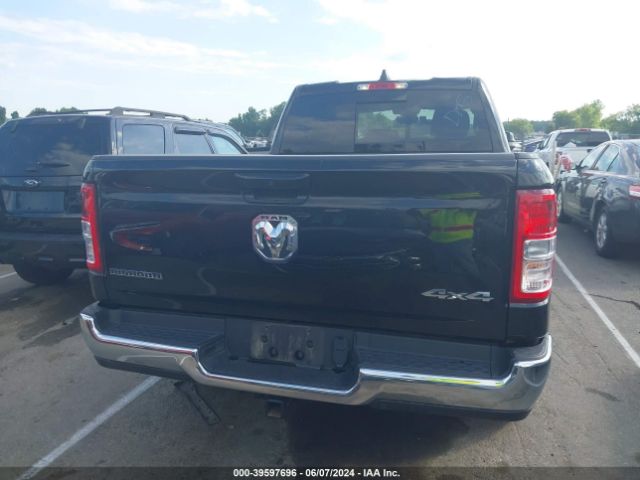 1C6RRFBG0NN279641 RAM 1500 Big Horn Quad Cab 4x4 6'4 Box