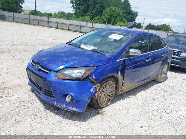 Ford Focus Titanium 2014 1FADP3J28EL233568 Image 2