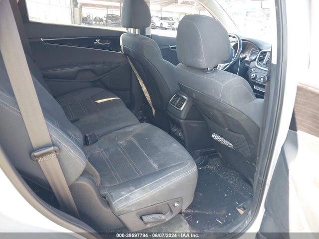 KIA Sorento 3.3l S 2020 5XYPG4A58LG702965 Image 8