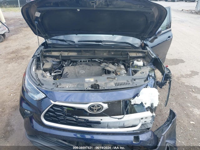 Toyota Highlander Xle 2021 5TDGZRAH1MS535712 Image 10