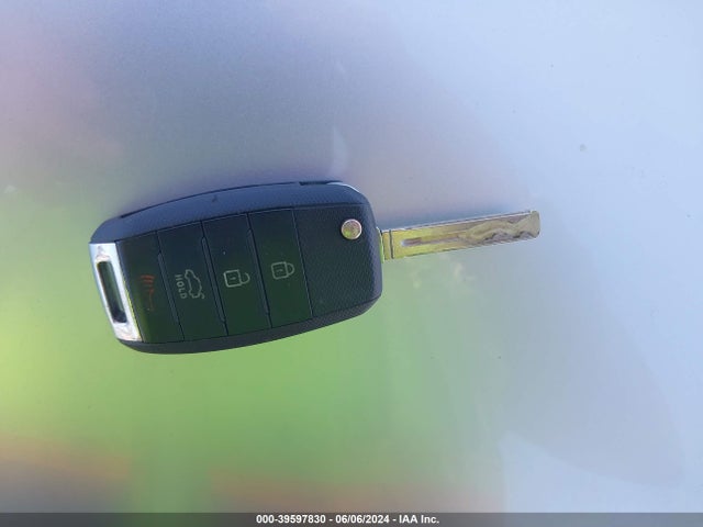 KIA Optima Lx 2015 5XXGM4A76FG509880 Image 11
