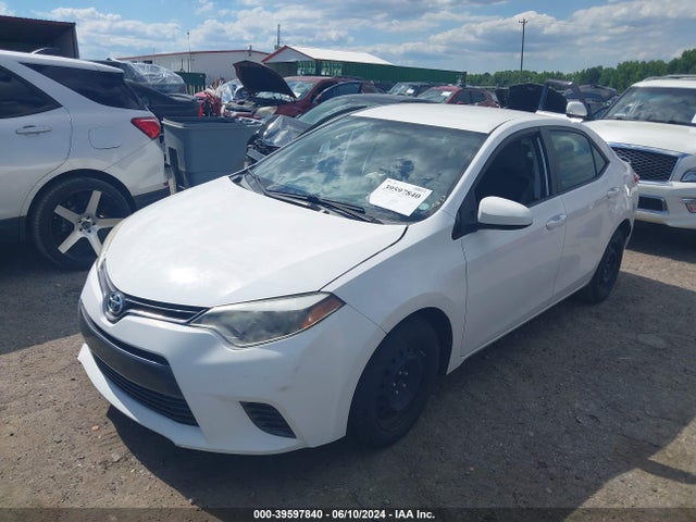 Toyota COROLLA LE 2015 2T1BURHE5FC428940 Image 2