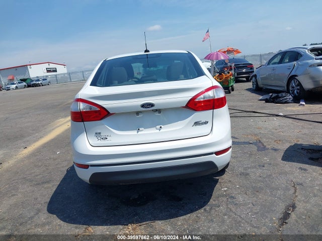 Ford FIESTA SE 2018 3FADP4BJ1JM138466 Image 16
