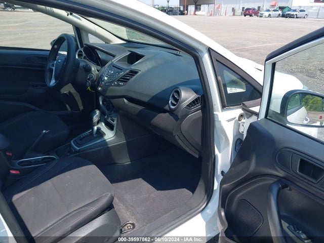 Ford FIESTA SE 2018 3FADP4BJ1JM138466 Image 5
