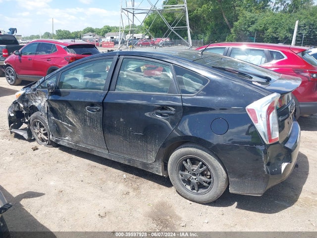 Toyota Prius Two 2015 JTDKN3DU5F1873786 Image 14