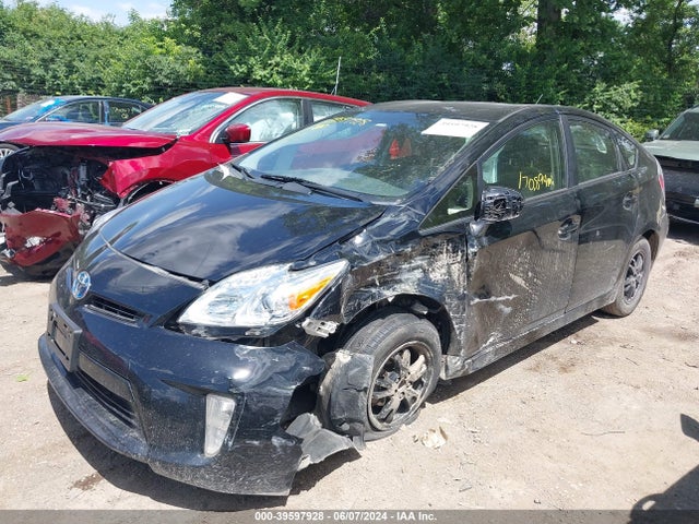 Toyota Prius Two 2015 JTDKN3DU5F1873786 Image 6