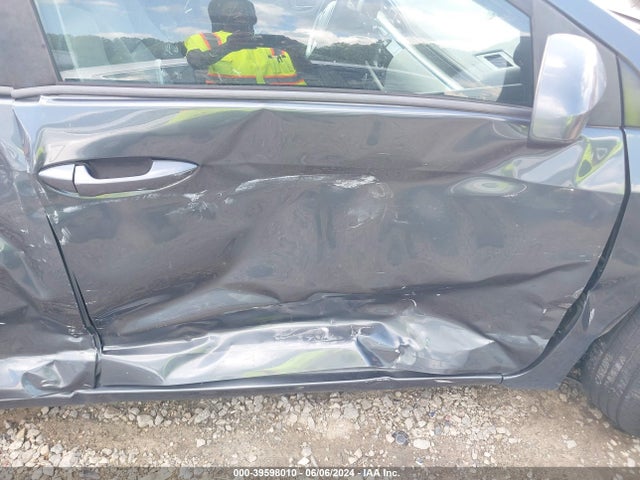 Toyota COROLLA LE 2016 2T1BURHE4GC687243 Image 16