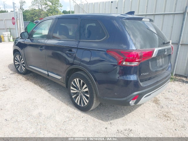 JA4AD3A32KZ005843 Mitsubishi Outlander Se