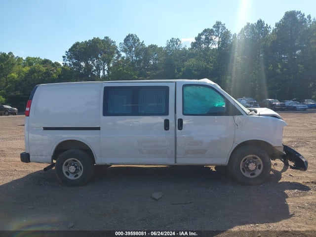Chevrolet Express 2500 Work Van 2019 1GCWGAFP6K1365506 Image 13