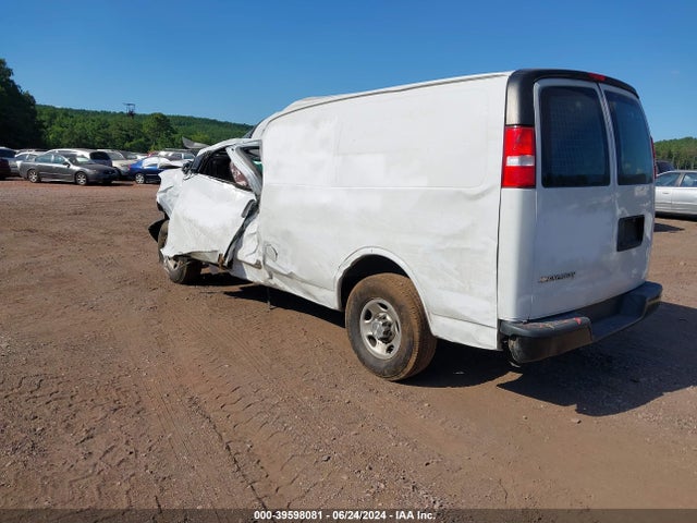 Chevrolet Express 2500 Work Van 2019 1GCWGAFP6K1365506 Image 3
