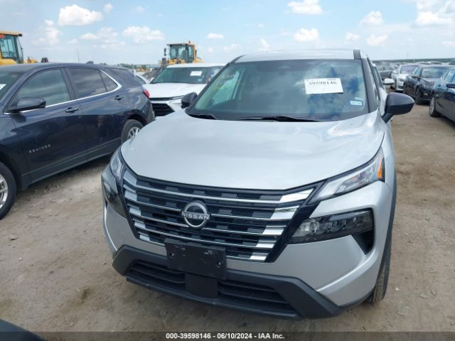 5N1BT3AA5RC703089 Nissan Rogue S Fwd