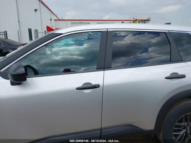 5N1BT3AA5RC703089 Nissan Rogue S Fwd