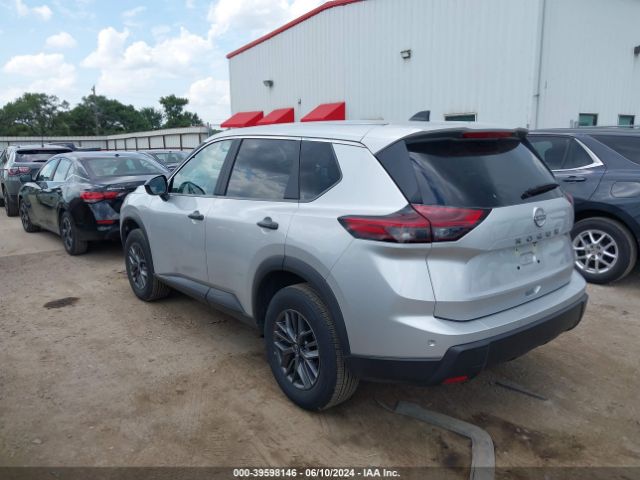 5N1BT3AA5RC703089 Nissan Rogue S Fwd