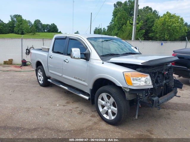 2015 1N6AA0EC1FN514386 main image