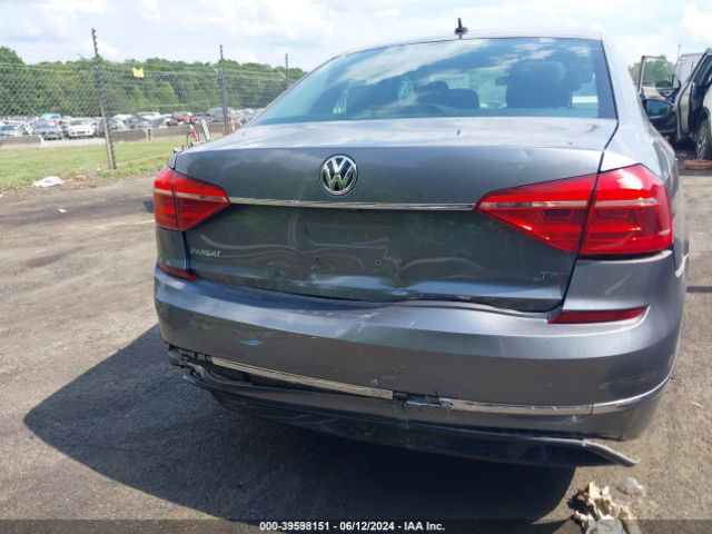 1VWAT7A3XGC041478 Volkswagen Passat 1.8t R-line