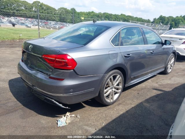 1VWAT7A3XGC041478 Volkswagen Passat 1.8t R-line