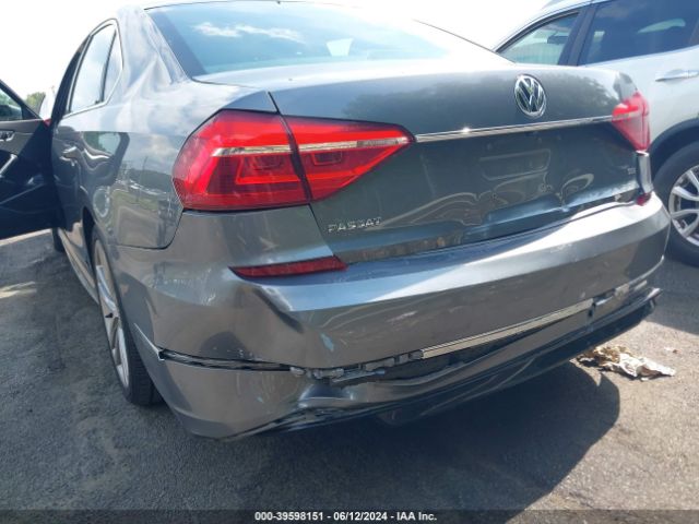 1VWAT7A3XGC041478 Volkswagen Passat 1.8t R-line